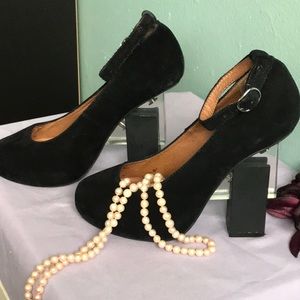 Jeffrey Campbell acrylic size 6 heels with ankle strap black leather upper